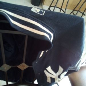 Nice New York Yankees Black Jacket!